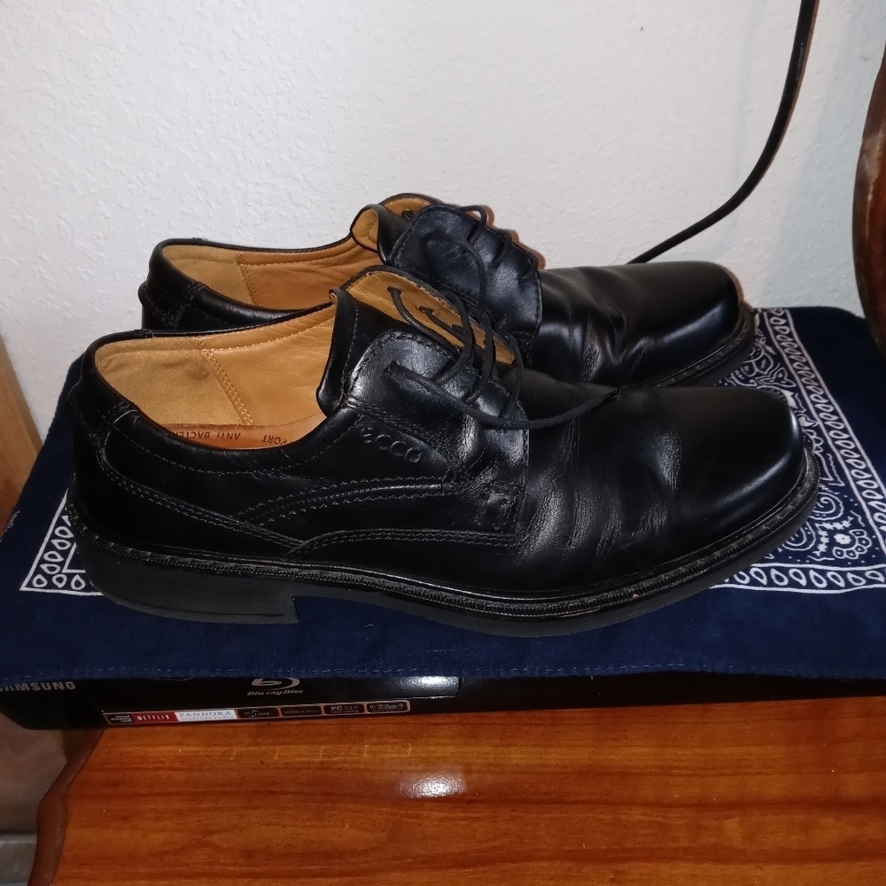 Ecco 33154 Four Eye Round Toe Oxford Dress Shoe
